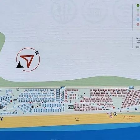 Mobil P171 Le Castellas Kamp alanı