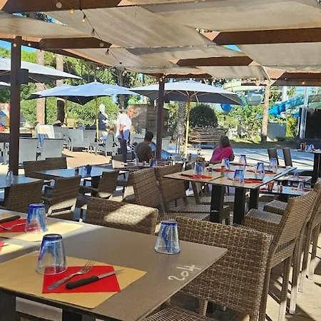 Mobil P171 Le Castellas Campsite Sete