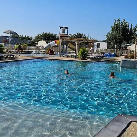 Mobil P171 Le Castellas Kamp alanı Sète